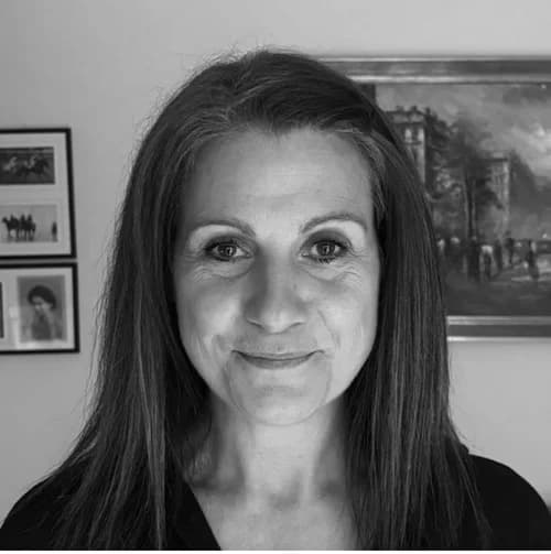 Deana, Reformer & Mat Pilates Instructor at Peach Studio